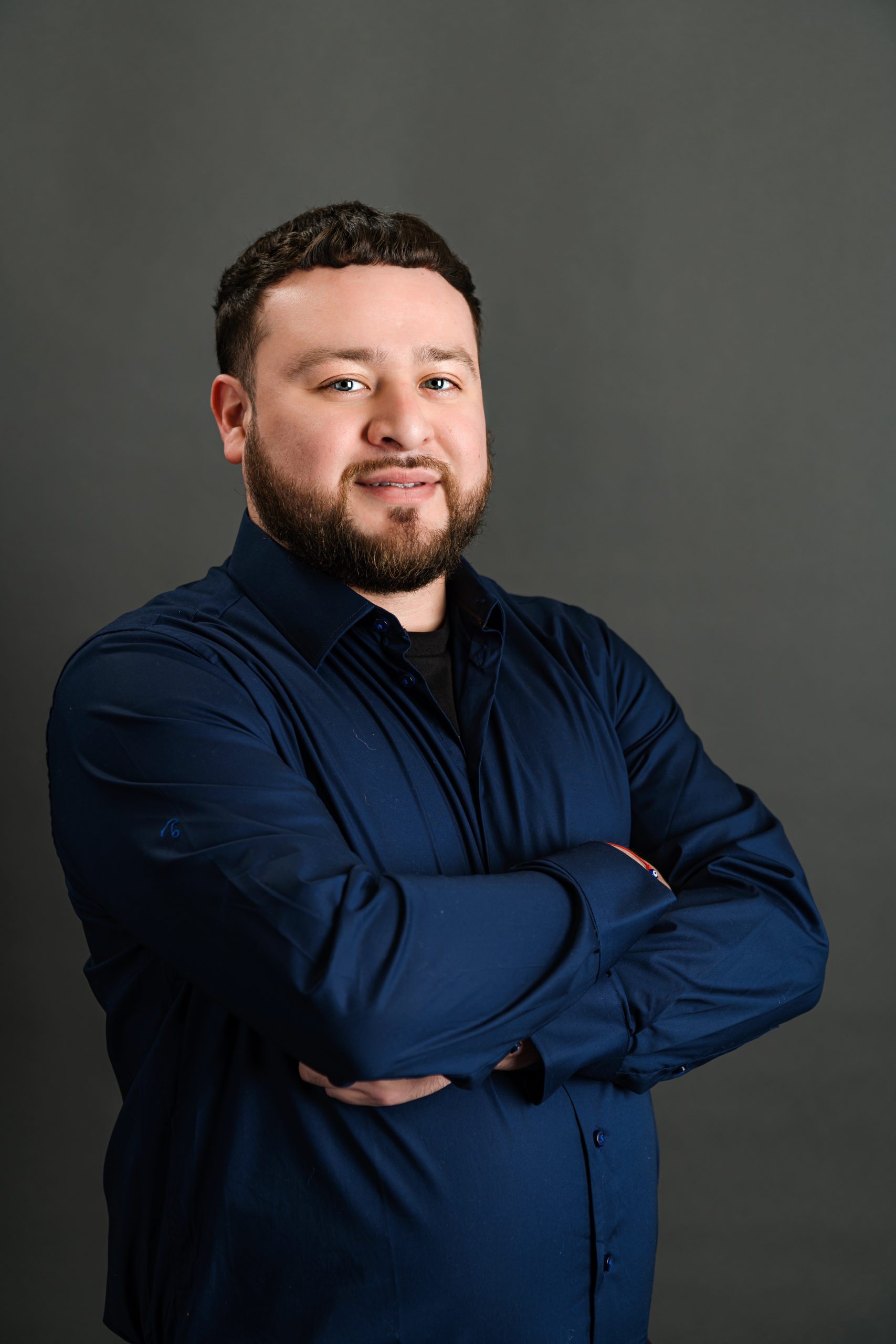 Daniel Torres Campos Headshot