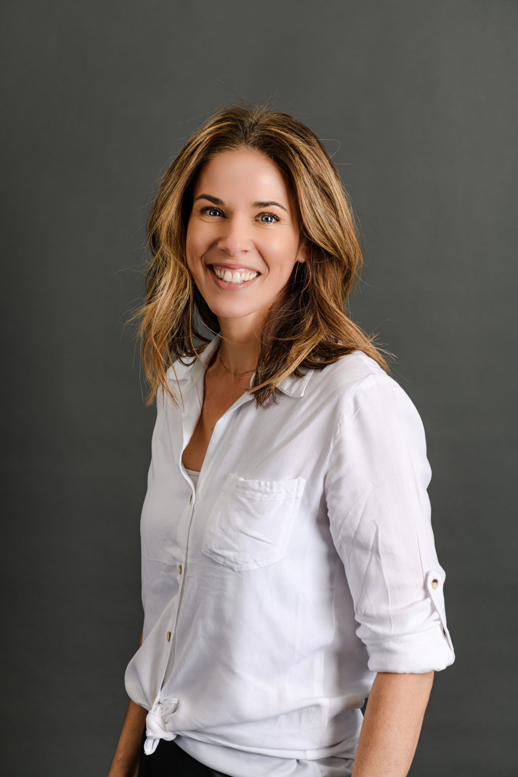 Dena Dirks Headshot