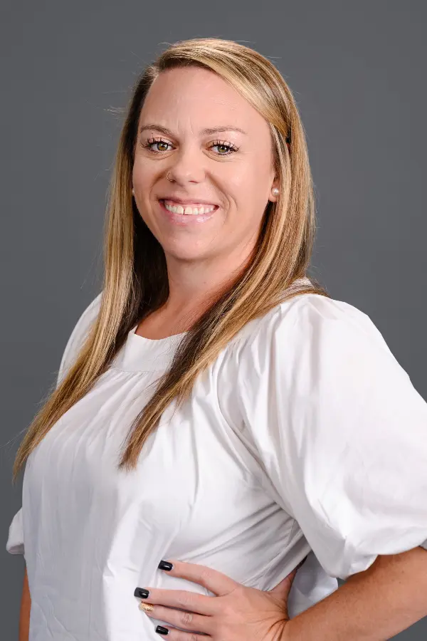 BAP_0027_Johnson_Heather-scaled-custom-600x900