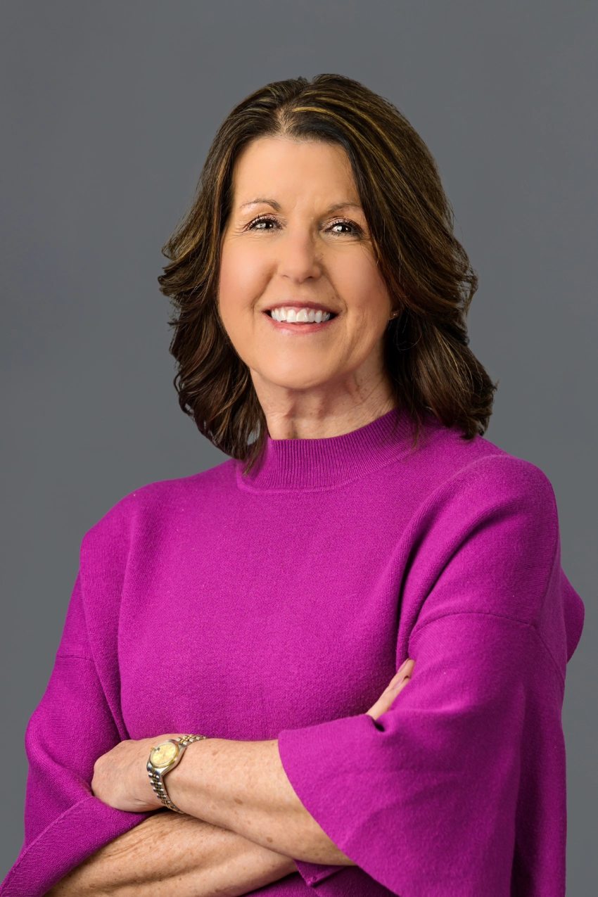 Headshot of Pam